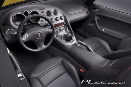 ٿ Pontiac Solstice GXP DƬ D 