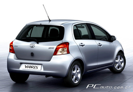 S Toyota Yaris DƬ D 