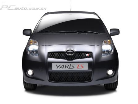 S Yaris TS DƬ D 